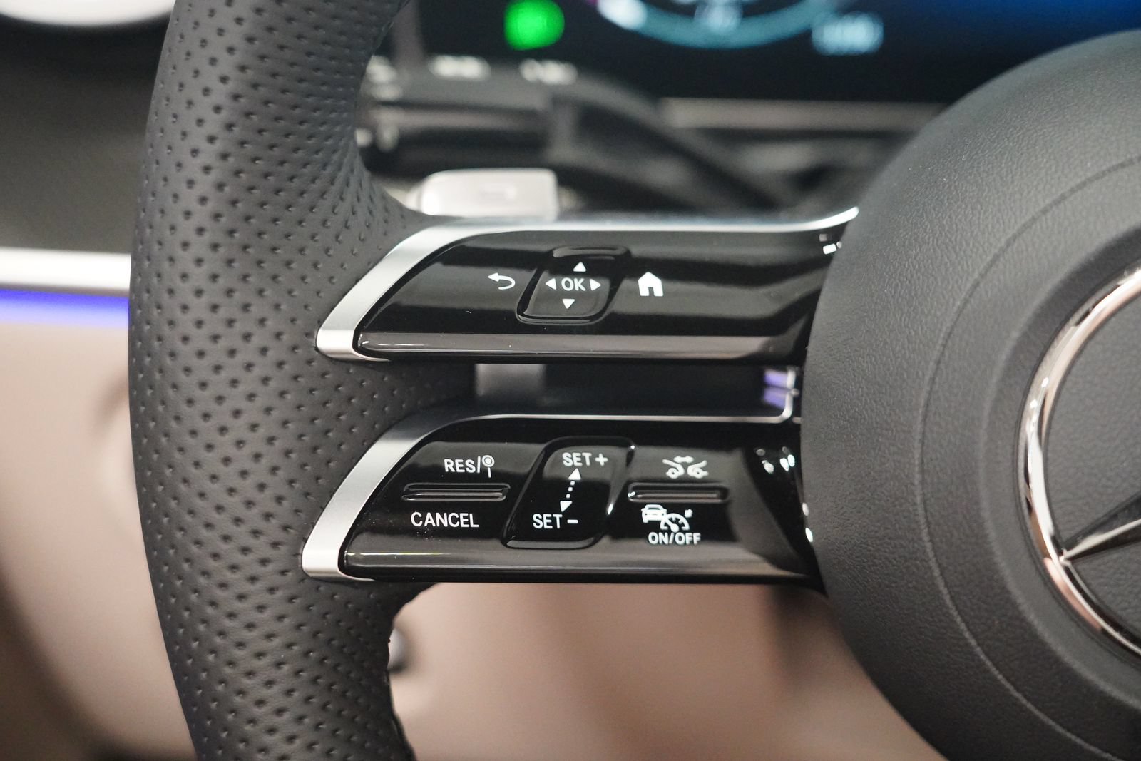 New 2027 Mercedes-Benz CLE 450 4MATIC Cabriolet image 21