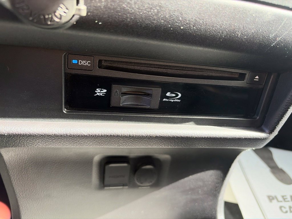 Used 2015 Toyota Sienna SE Premium FWD image 19