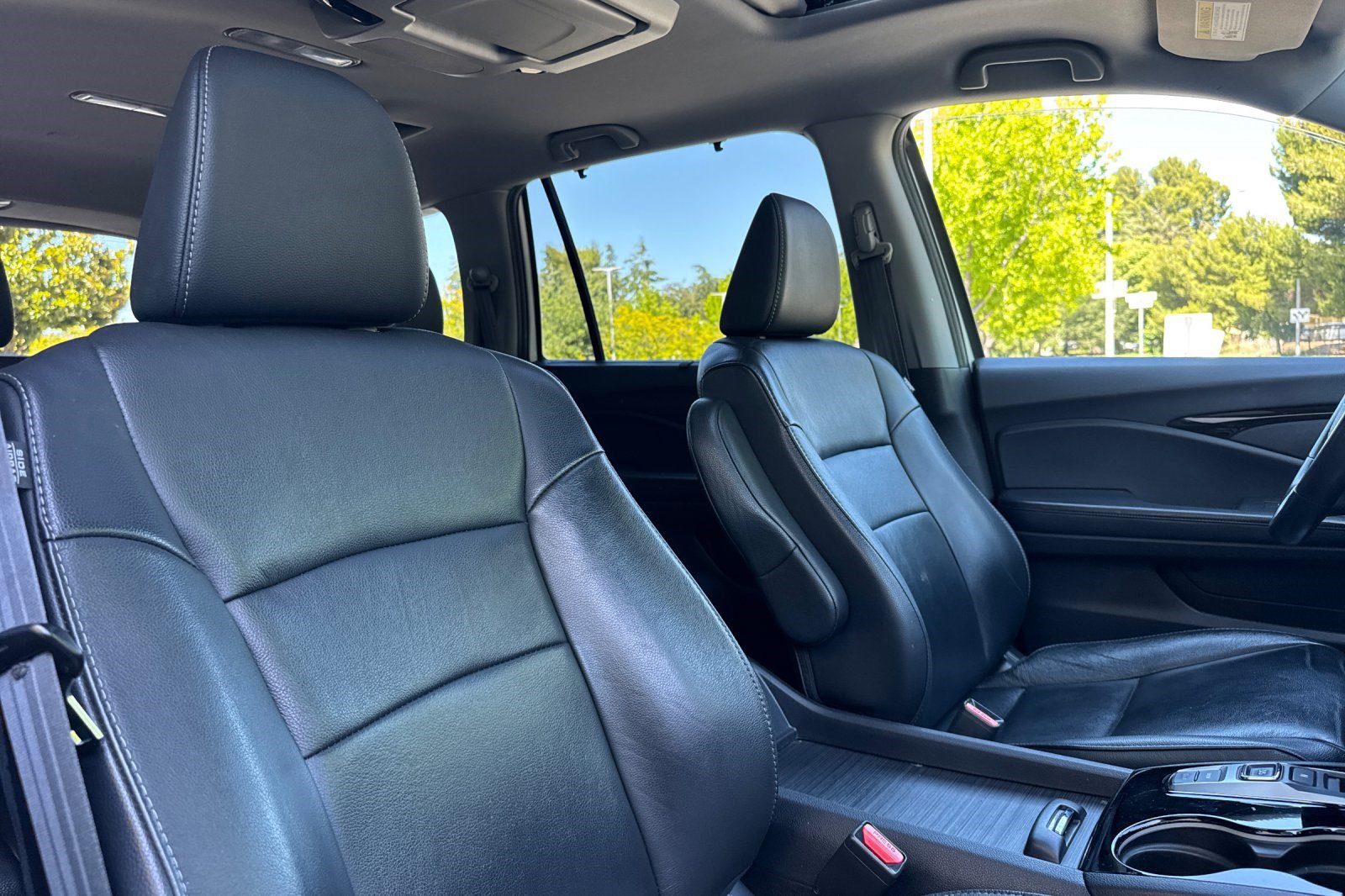 Used 2019 Honda Pilot Touring image 32