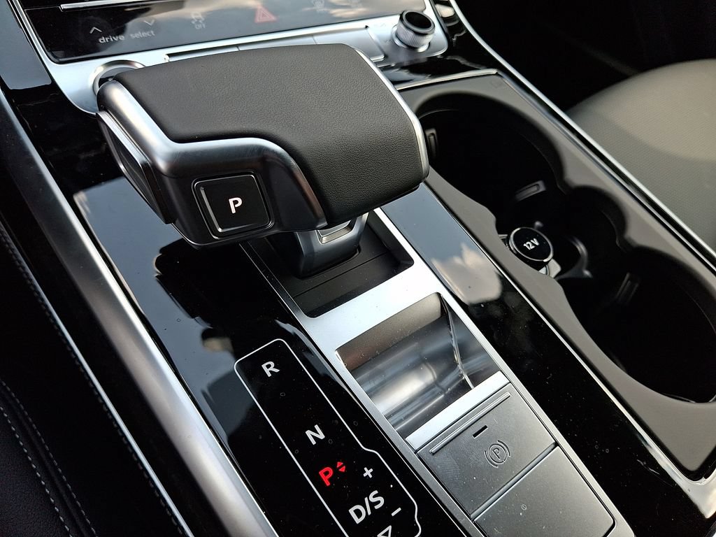 New 2026 Audi Q7 3.0T Premium Plus AWD/4WD image 8