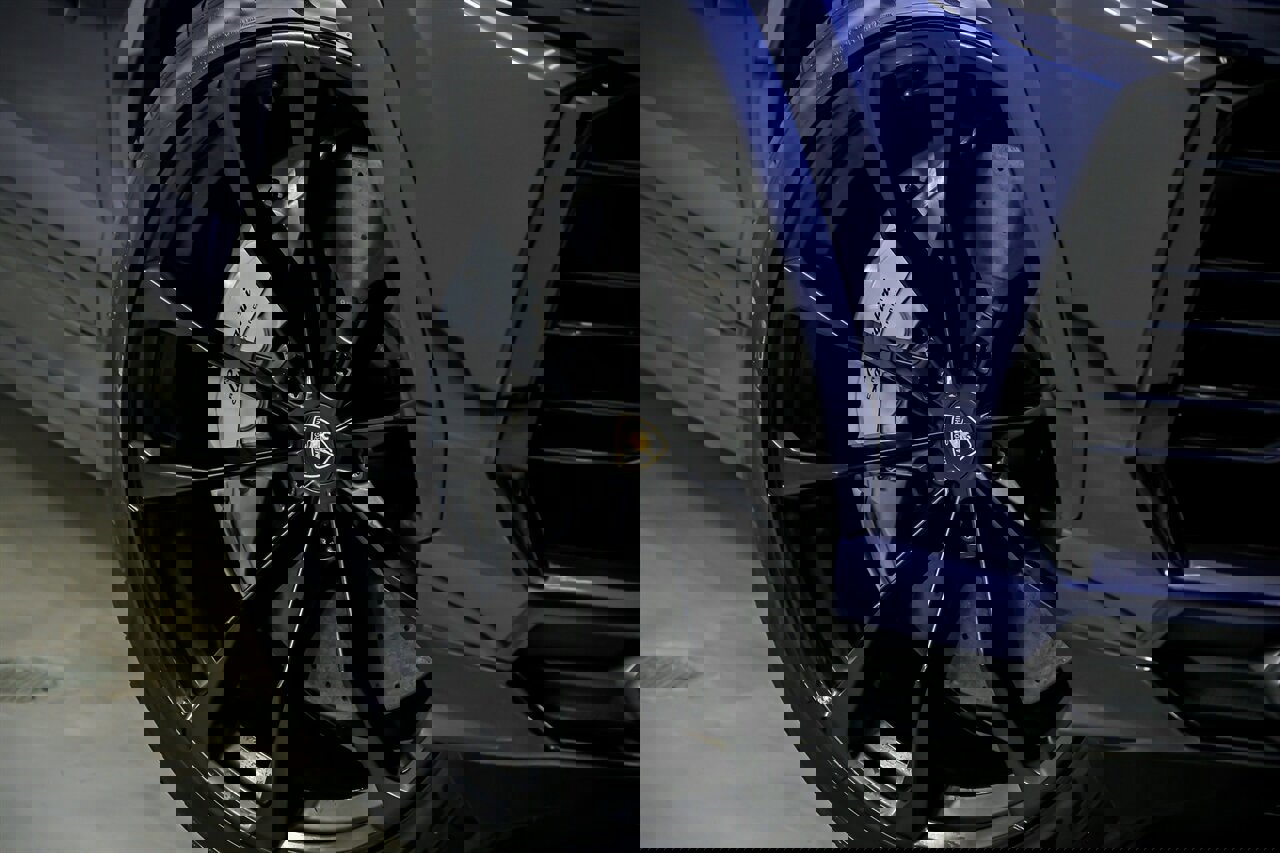 Used 2021 Lamborghini Urus image 4