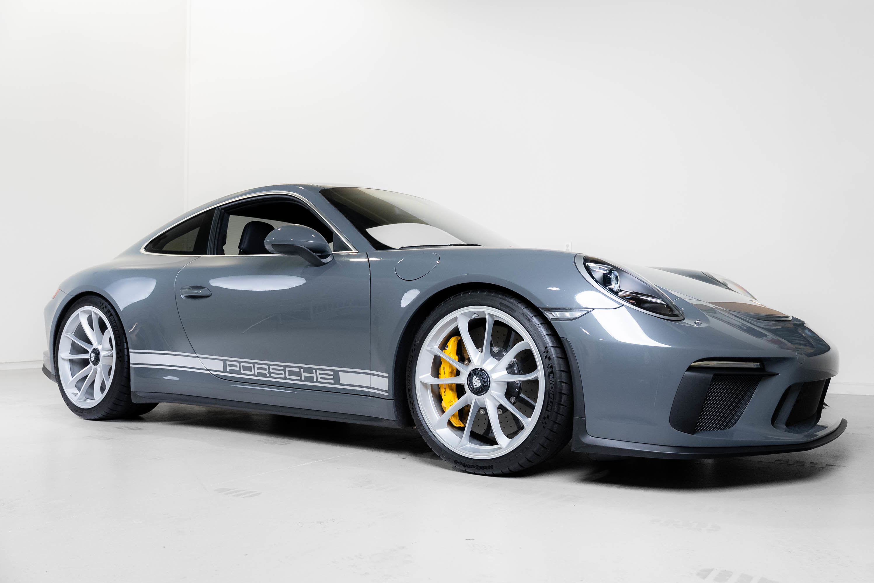 Used 2018 Porsche 911 GT3 image 61