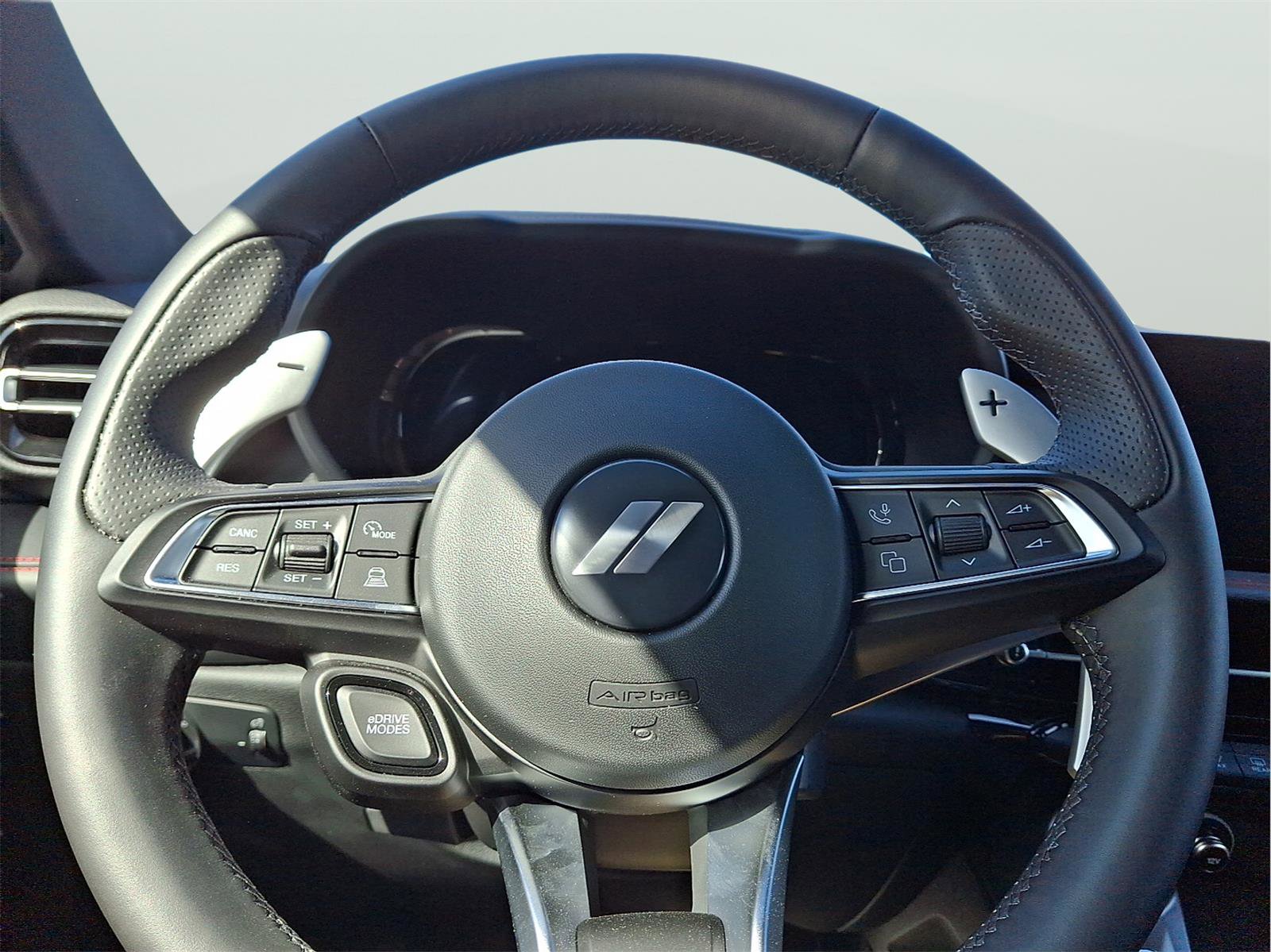 New 2024 Dodge Hornet R/T Plus w/ Track Pack image 11