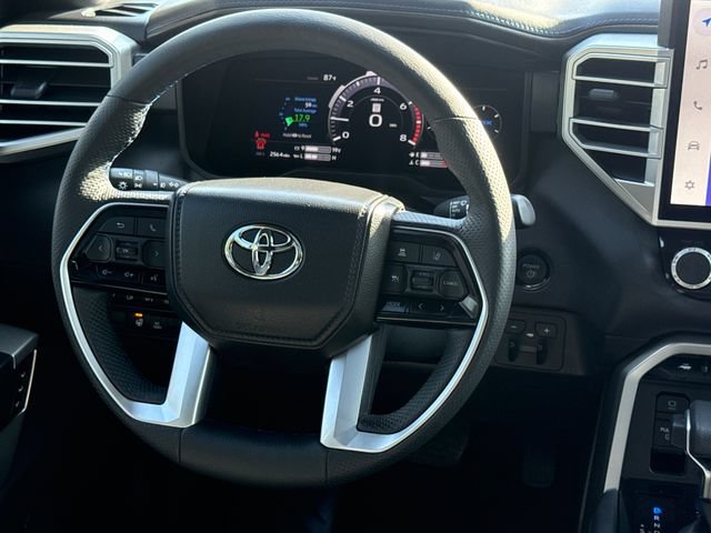 Used 2025 Toyota Sequoia Platinum AWD/4WD image 15