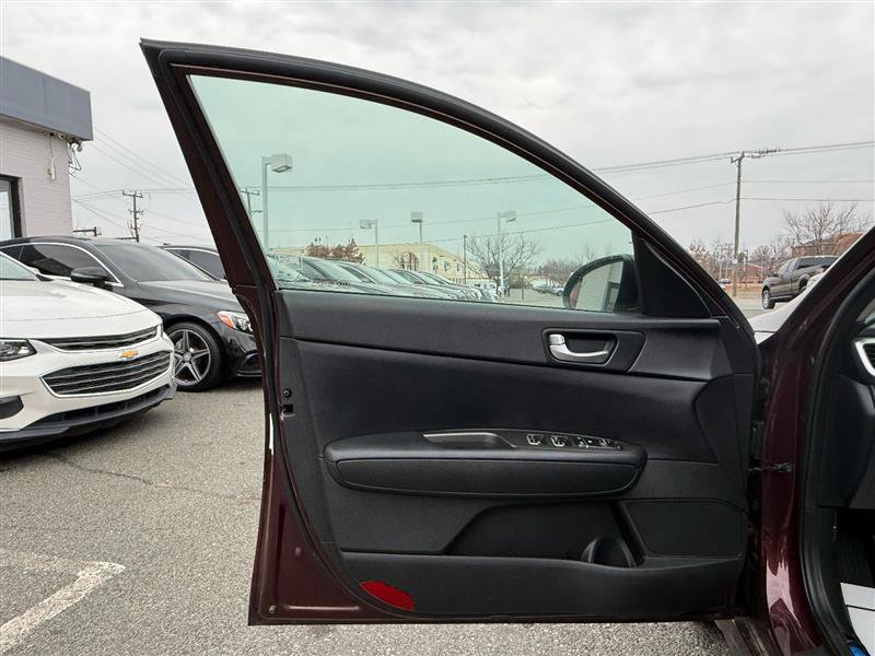 Used 2019 Kia Optima LX image 20