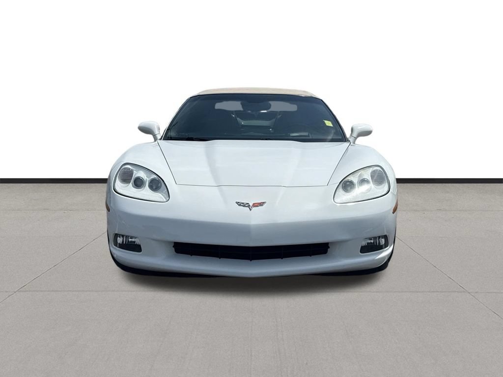Used 2005 Chevrolet Corvette Convertible w/ Preferred Equipment Group RWD image 2