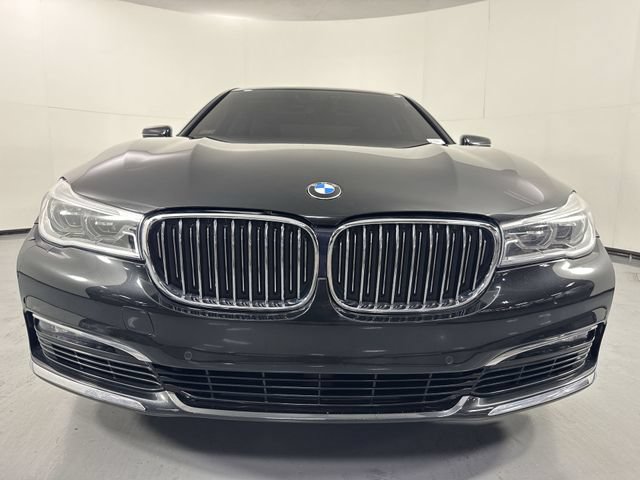 Used 2016 BMW 750i xDrive AWD/4WD image 27