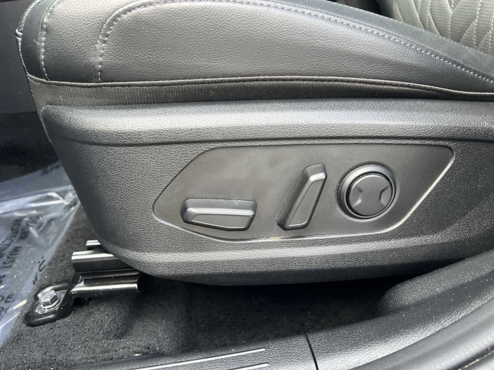 Used 2025 Kia Sportage X-Line w/ Premium Package AWD/4WD image 14