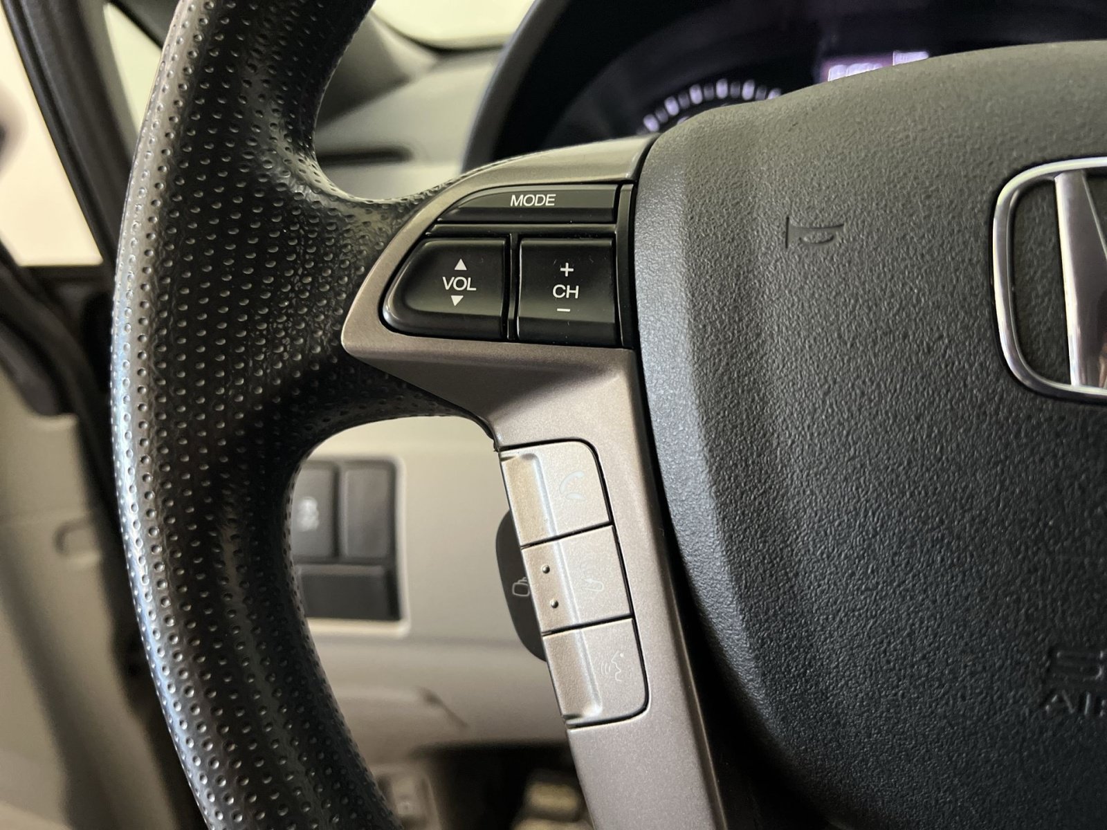 Used 2016 Honda Odyssey SE image 36