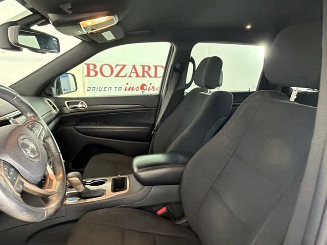 Used 2016 Jeep Grand Cherokee Laredo w/ Quick Order Package 23E RWD image 11