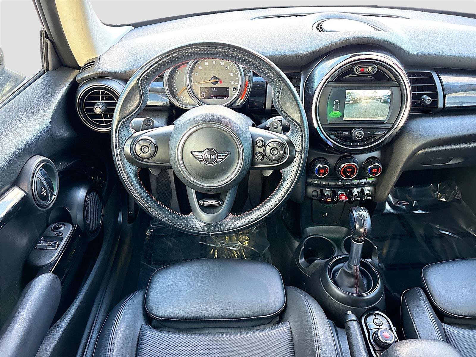 Used 2019 MINI Cooper S image 23