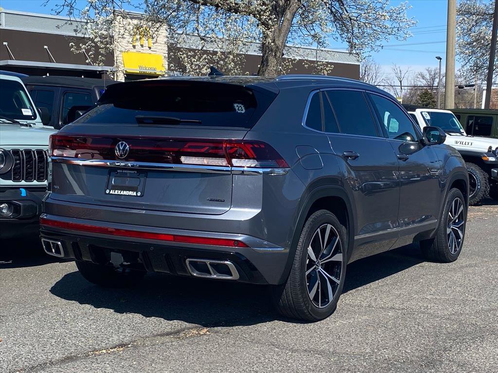 Certified 2024 Volkswagen Atlas Cross Sport SEL Premium R-Line image 3