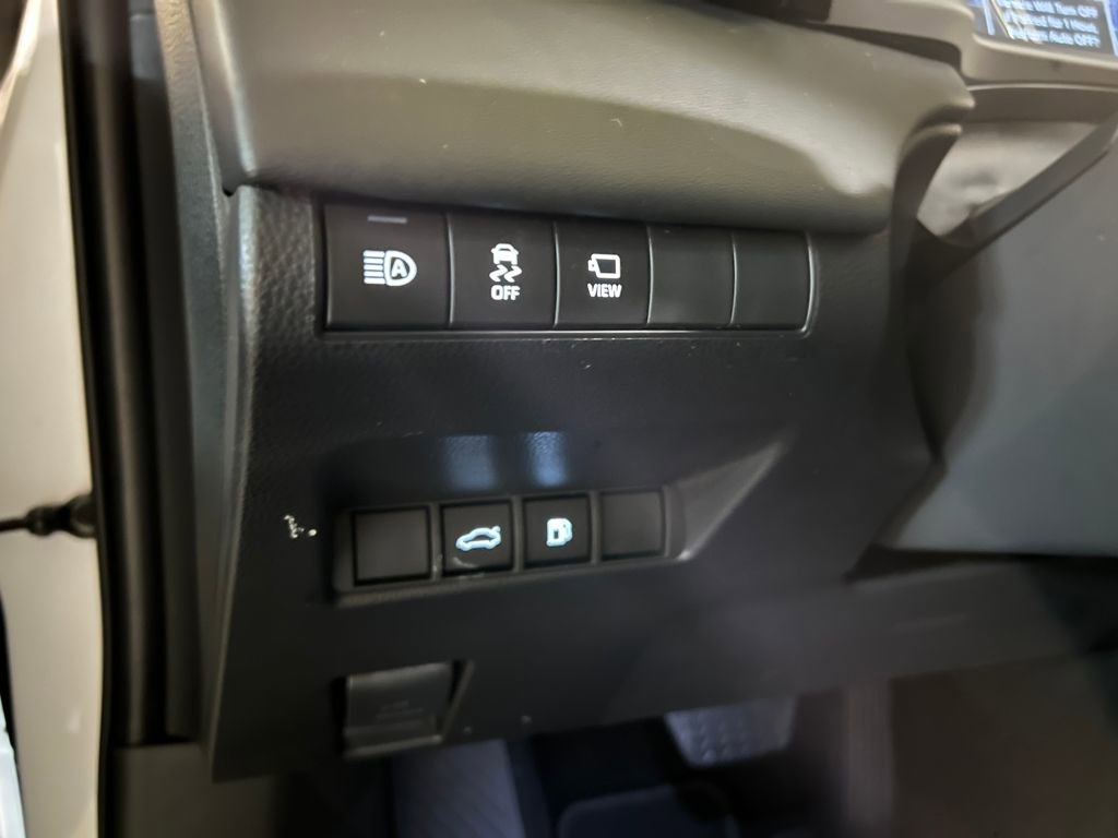 Certified 2024 Toyota Mirai XLE image 38