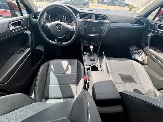 Used 2021 Volkswagen Tiguan SE FWD image 11