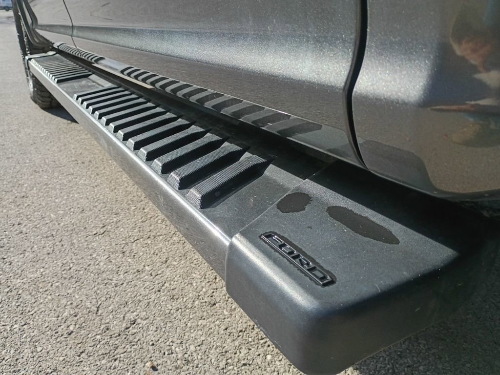 Used 2017 Ford F150 XLT w/ Equipment Group 302A Luxury image 14