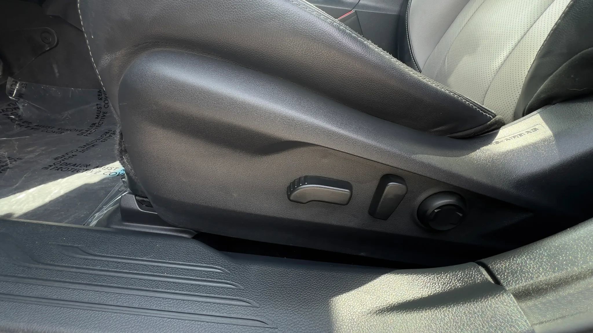 Used 2020 Subaru Outback Limited image 23