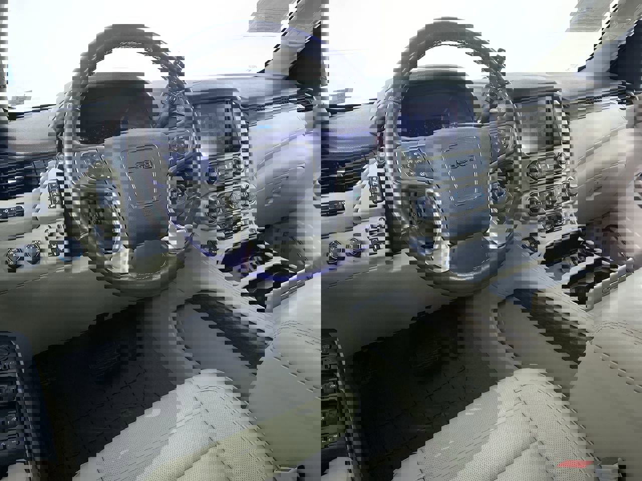 Used 2018 GMC Yukon Denali w/ Open Road Package image 2