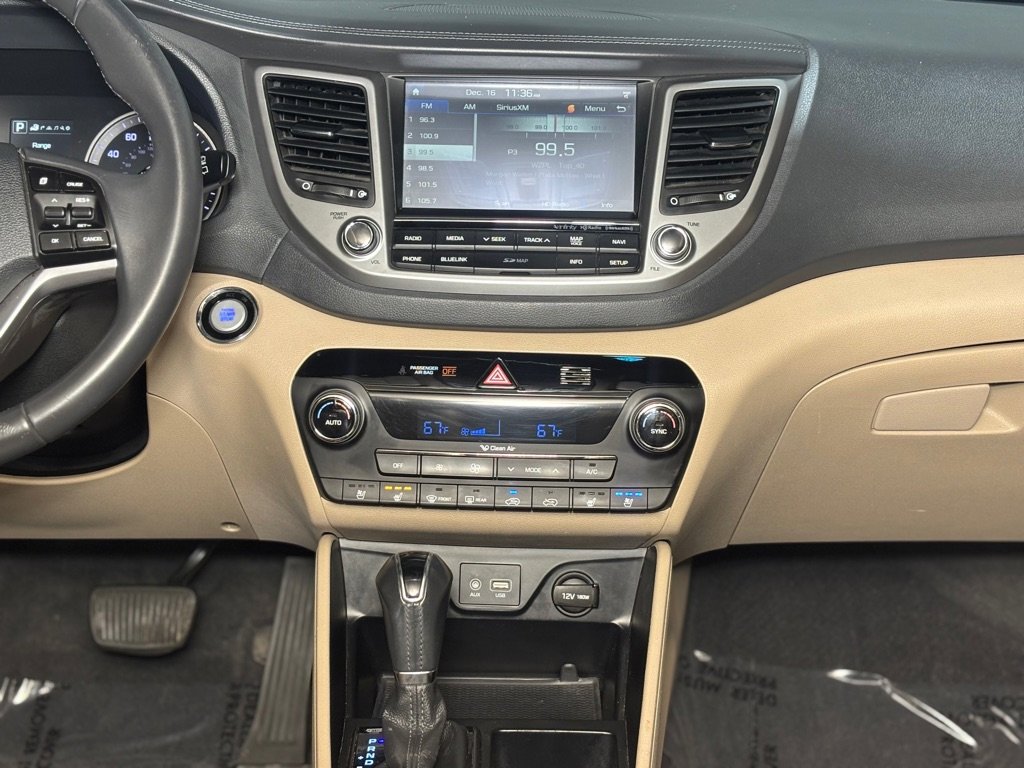 Used 2017 Hyundai Tucson Limited w/ Limited Ultimate Package 03 image 15