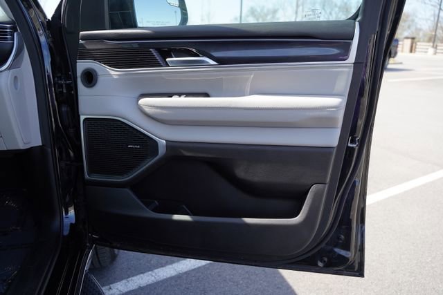 Used 2024 Jeep Wagoneer 4WD w/ Premium Group I image 22