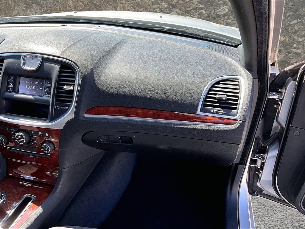 Used 2012 Chrysler 300 image 15