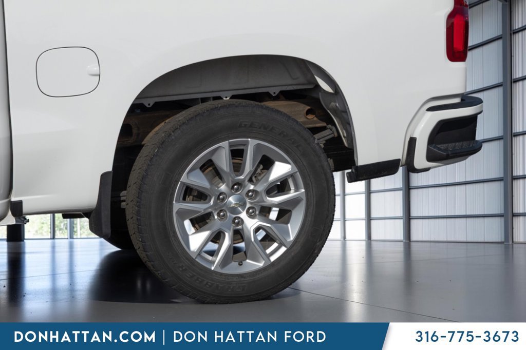 Used 2022 Chevrolet Silverado 1500 Custom RWD image 28