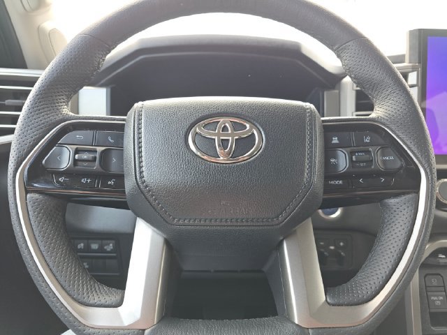 Used 2022 Toyota Tundra Limited AWD/4WD image 26