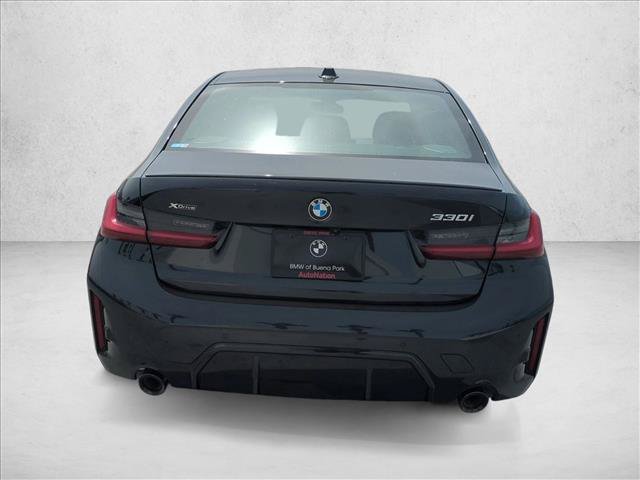 New 2026 BMW 330i xDrive Sedan w/ M Sport Package AWD/4WD image 8