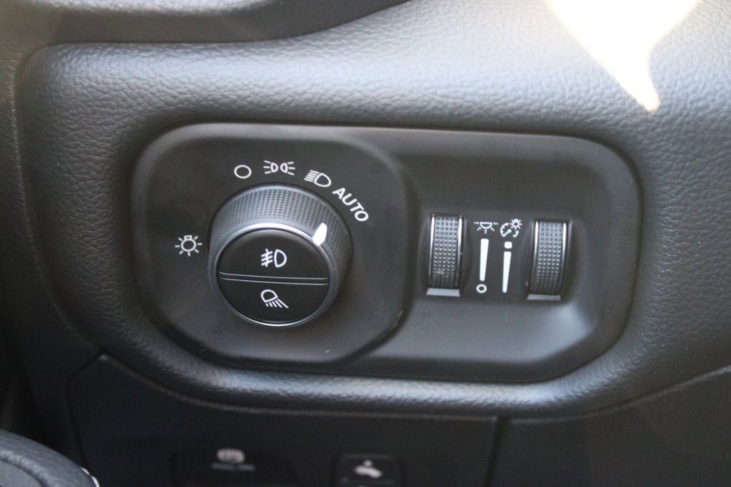 Used 2026 RAM 1500 Rebel w/ G/T Package image 33