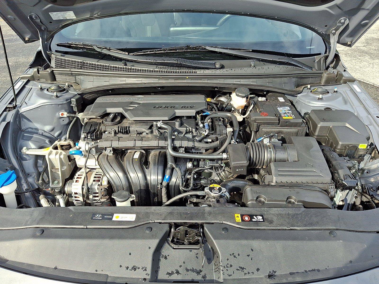 Used 2025 Hyundai Elantra Sport FWD image 29