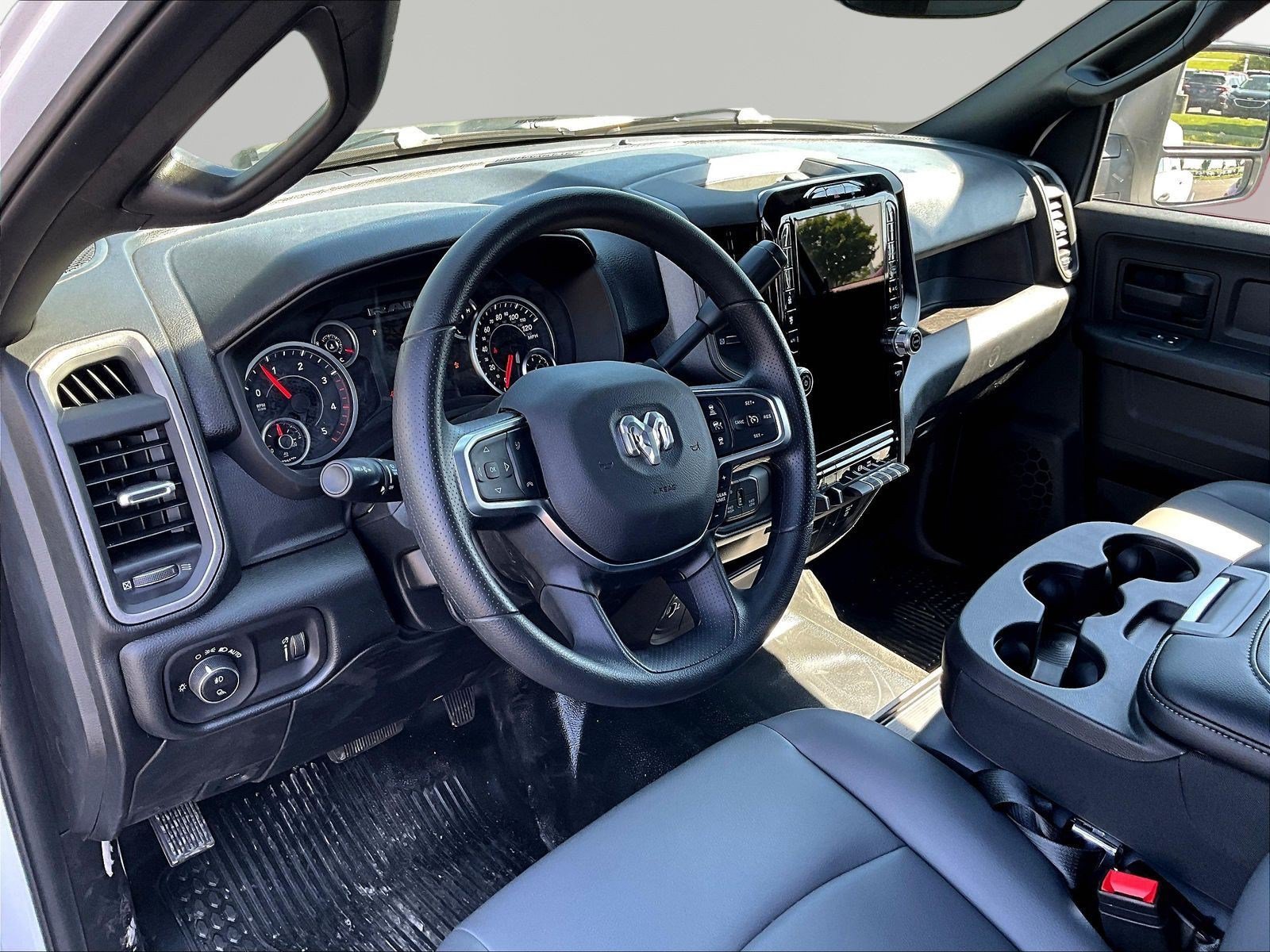 New 2026 RAM 3500 Tradesman AWD/4WD image 9