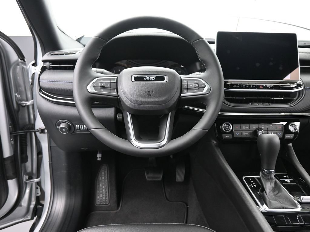 New 2026 Jeep Compass Limited image 27