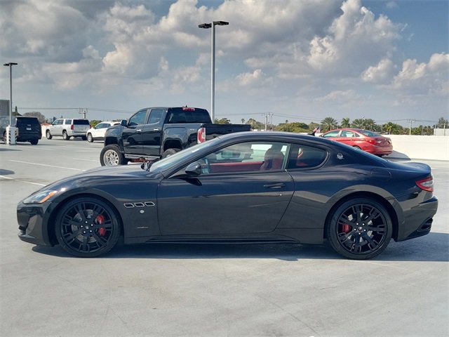 Used 2016 Maserati GranTurismo Sport image 2