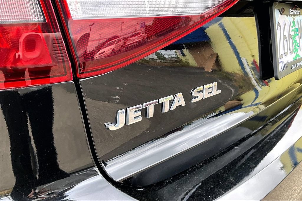 Used 2016 Volkswagen Jetta SEL FWD image 29