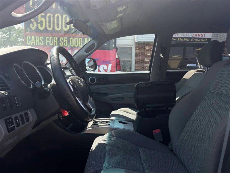 Used 2014 Toyota Tacoma 4x4 Double Cab w/ TRD Sport Package image 20