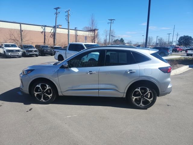 Used 2023 Ford Escape ST-Line Elite w/ Premium Technology Package image 8