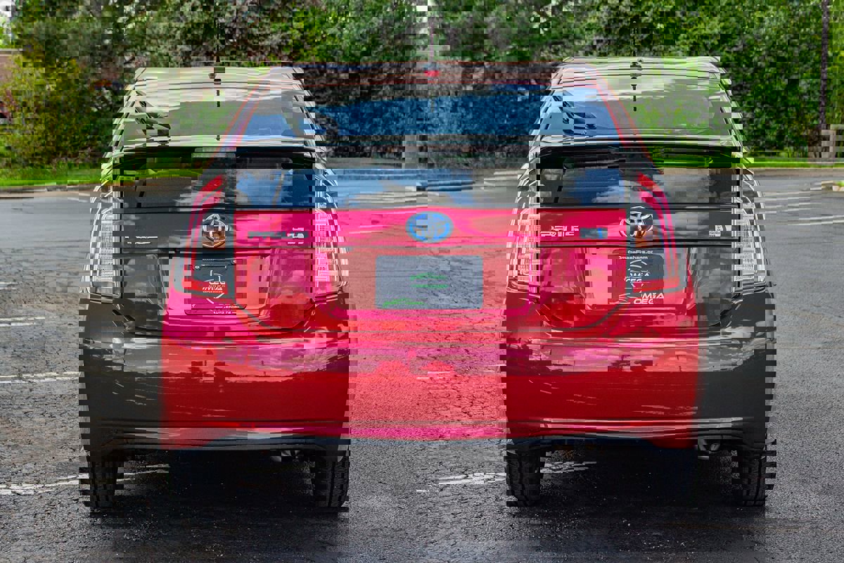 Used 2015 Toyota Prius Three FWD image 8