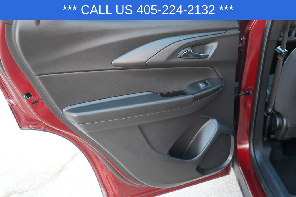 Used 2025 Chevrolet TrailBlazer LT image 29