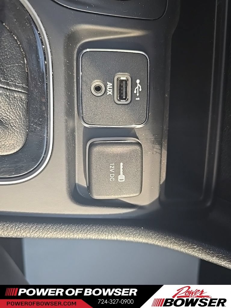 Used 2022 Jeep Cherokee Limited w/ Elite Package AWD/4WD image 18