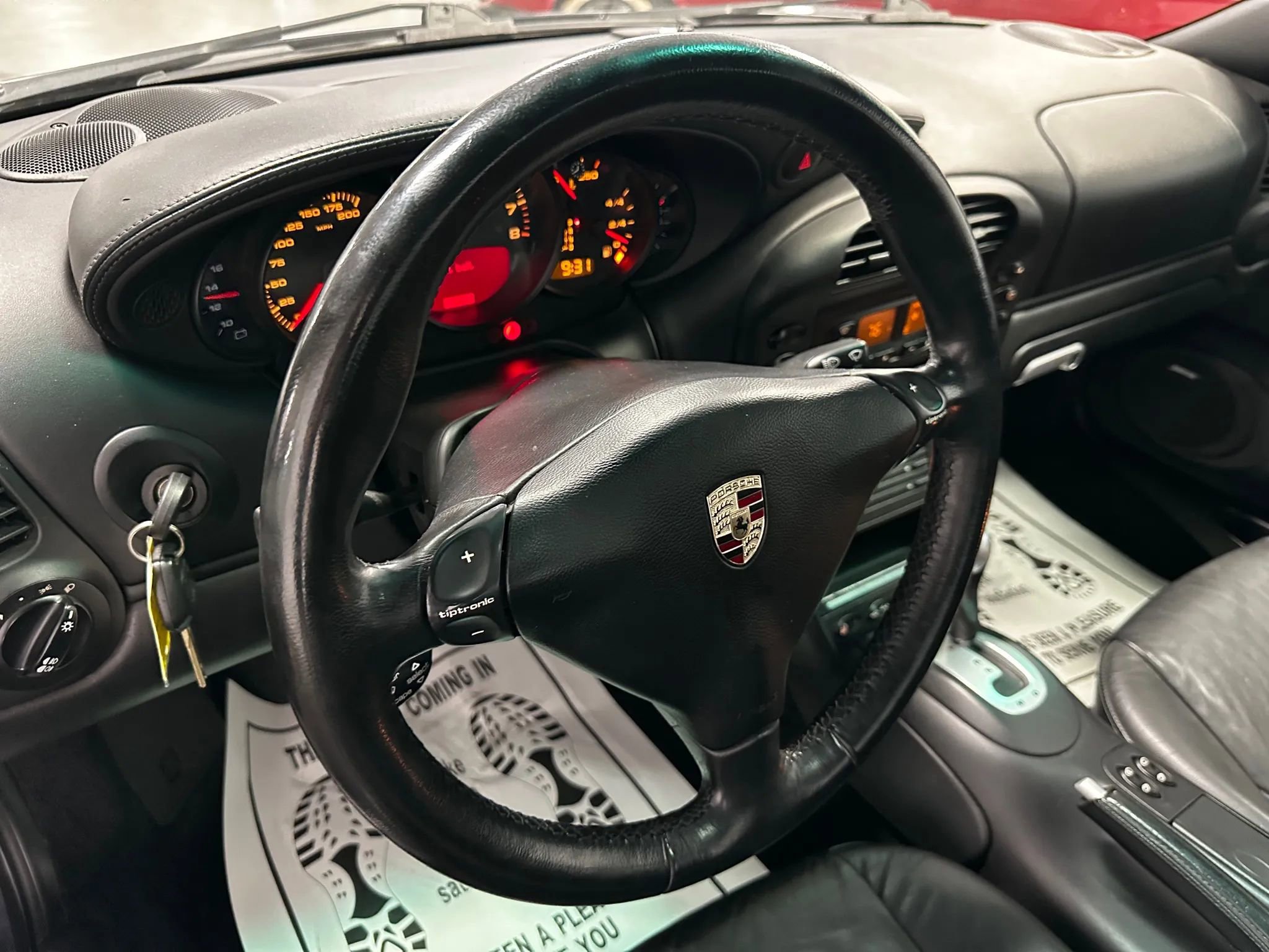 Used 2004 Porsche 911 Targa image 9