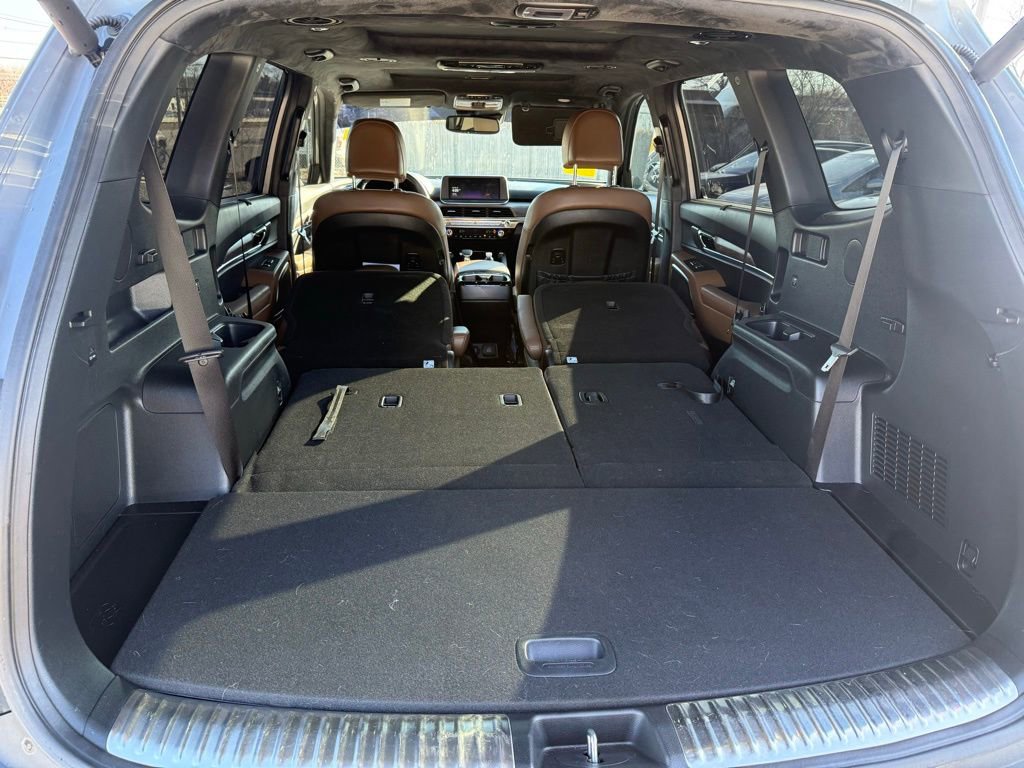 Used 2022 Kia Telluride SX w/ SX Prestige Package image 14