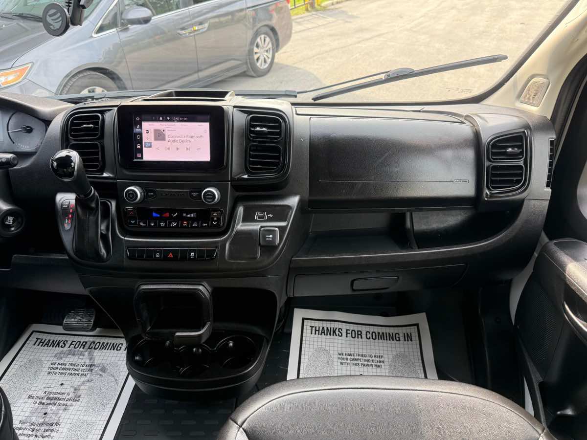 Used 2025 RAM ProMaster 2500 w/ Convenience Group FWD image 26