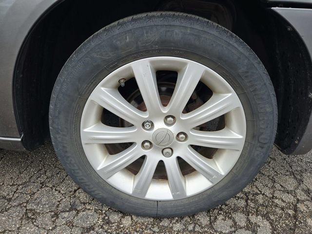 Used 2013 Chrysler 200 Limited FWD image 19