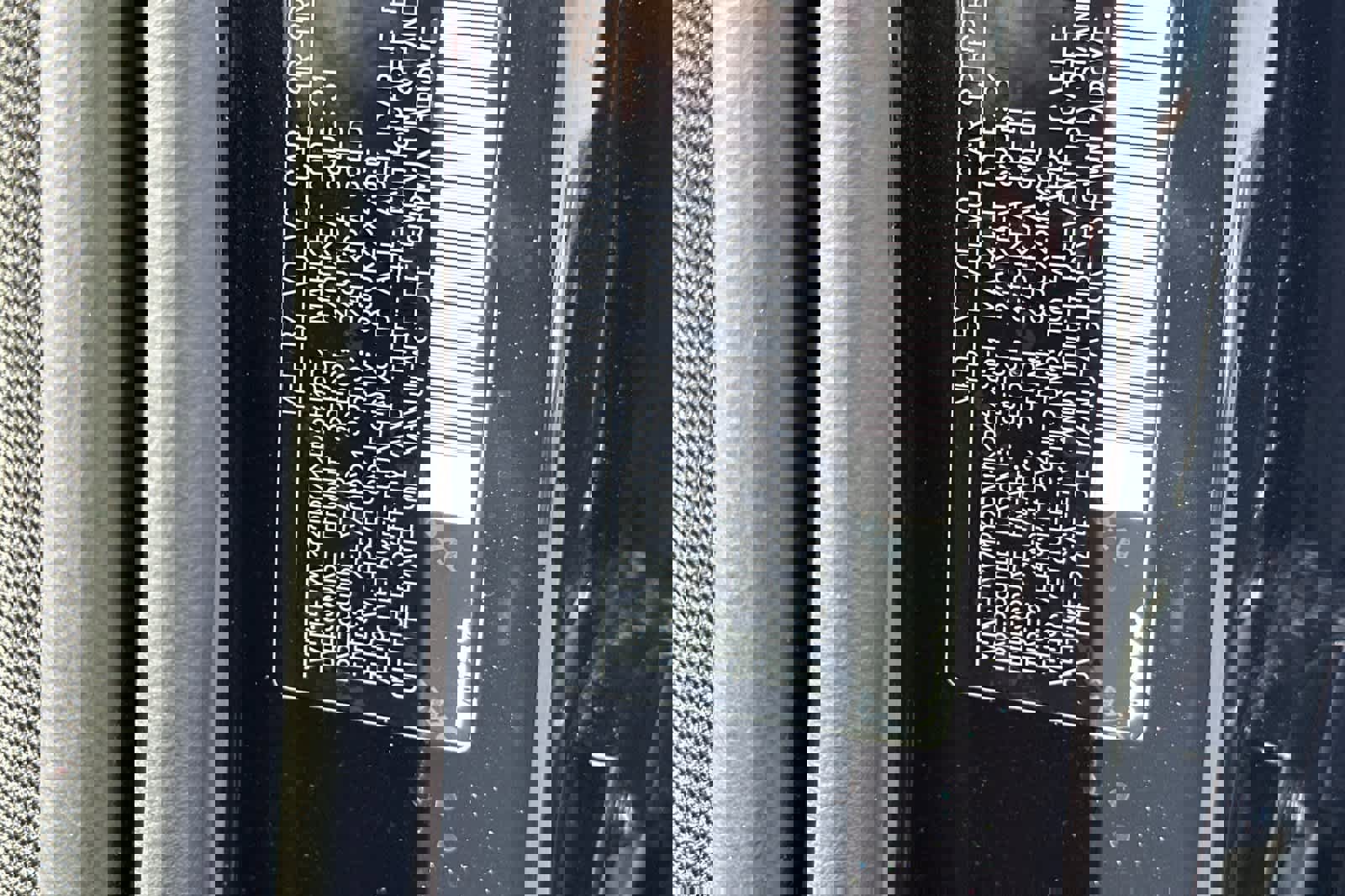 Used 2019 Volvo XC60 T5 R-Design image 37