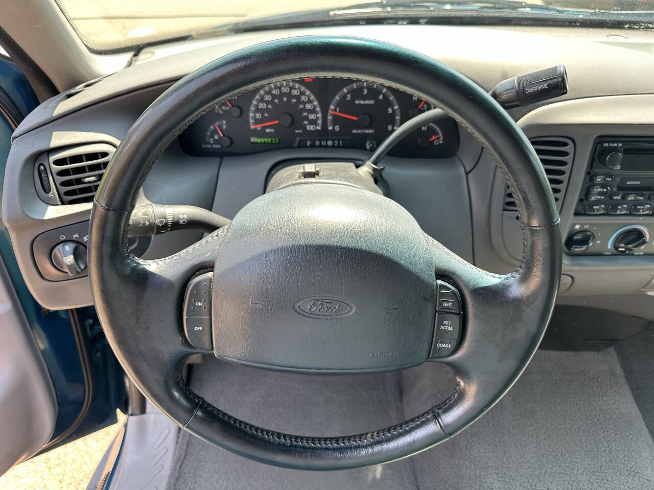 Used 2000 Ford F150 XLT image 13