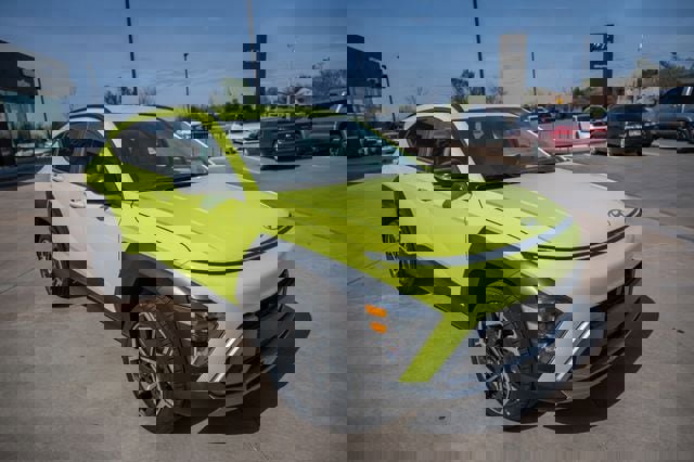 New 2026 Hyundai Kona SEL Premium image 7