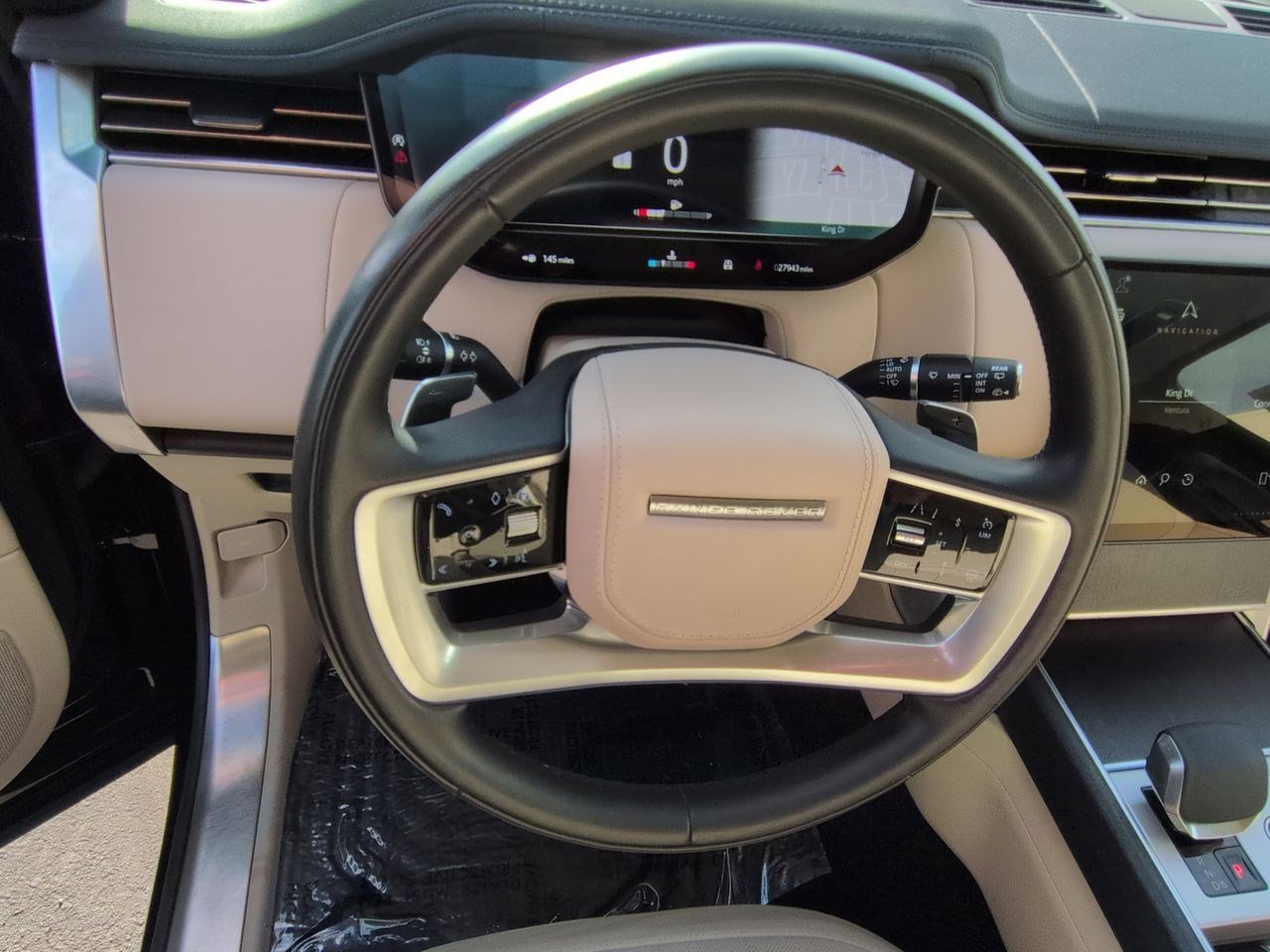 Used 2024 Land Rover Range Rover SE image 10