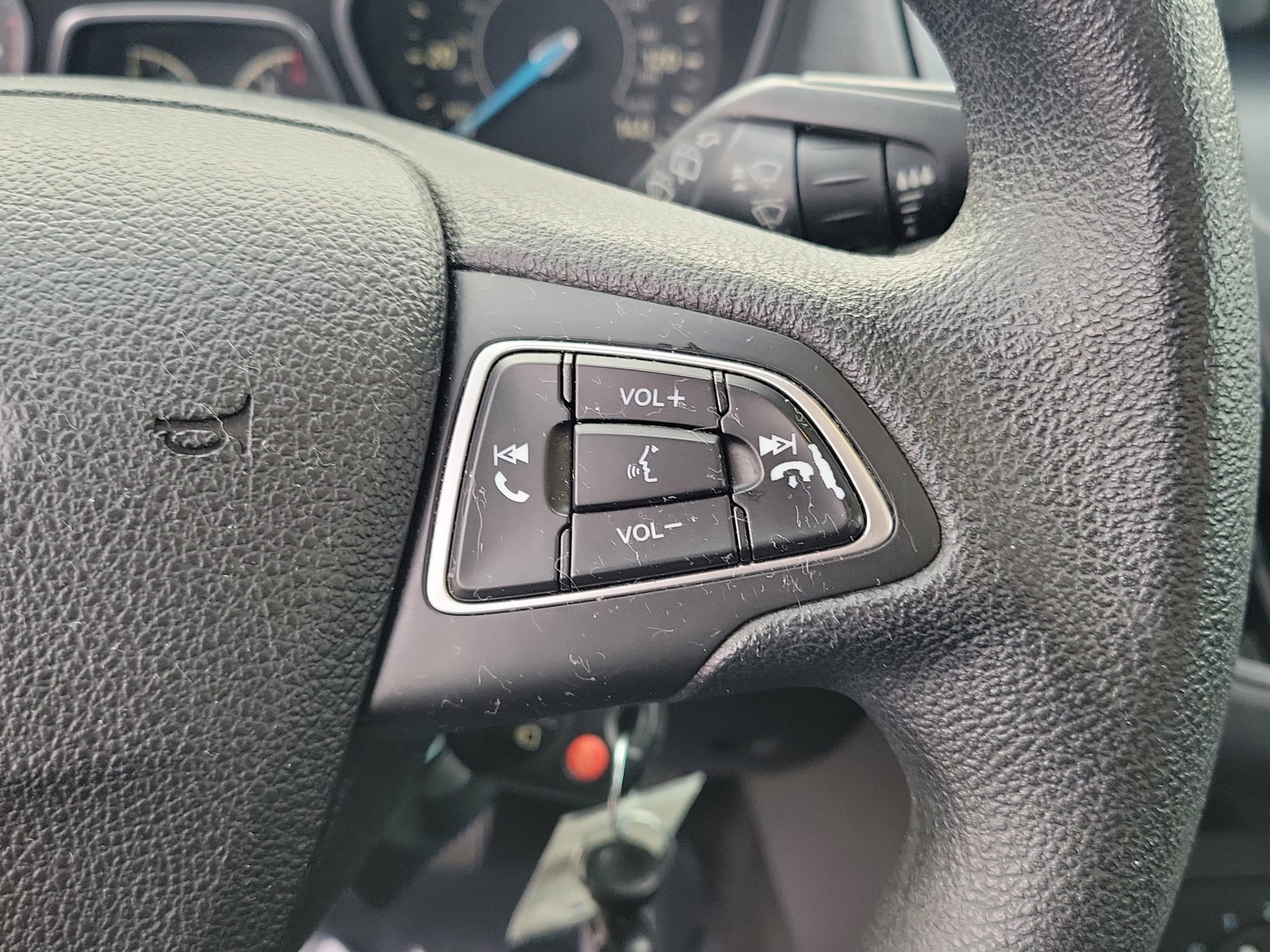 Used 2016 Ford Focus SE image 18