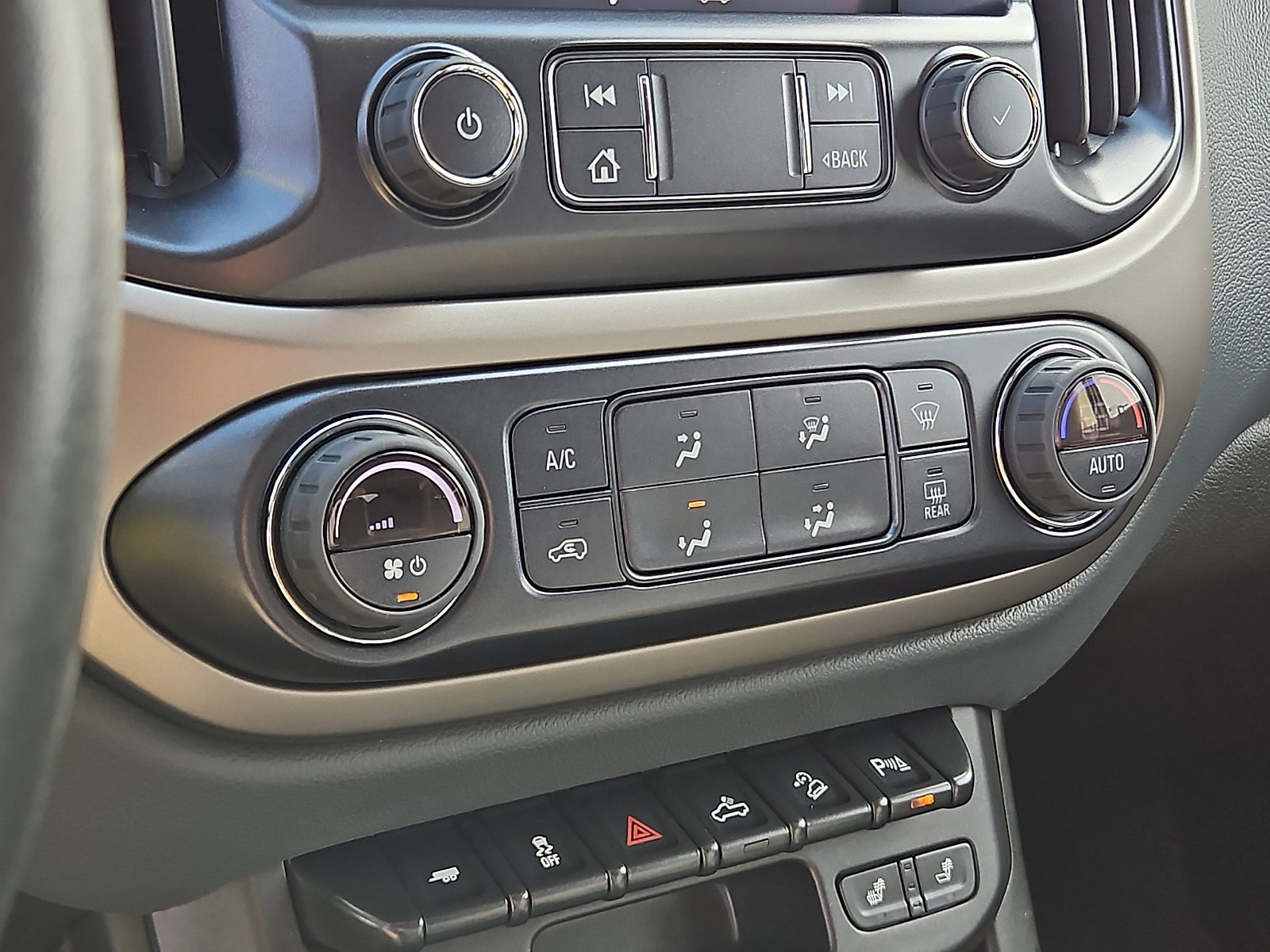 Used 2022 Chevrolet Colorado Z71 image 15