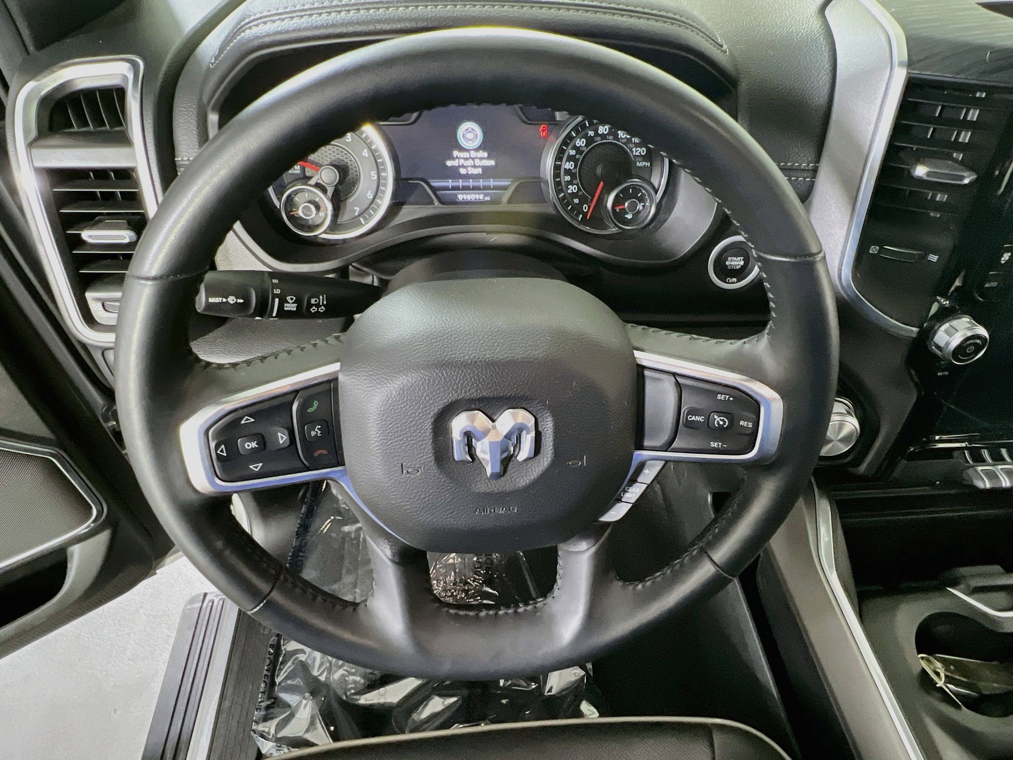 Used 2023 RAM 1500 Laramie image 11