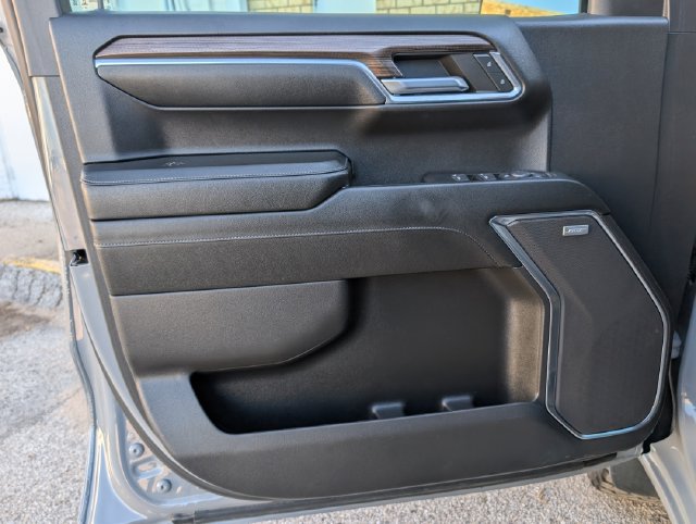 Certified 2024 Chevrolet Silverado 1500 LT Trail Boss w/ LT Trail Boss Premium Package AWD/4WD image 17